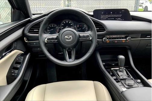 2024 Mazda Mazda3 FWD w/Preferred Package