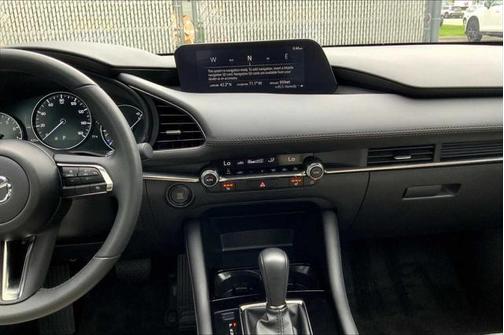 2024 Mazda Mazda3 FWD w/Preferred Package