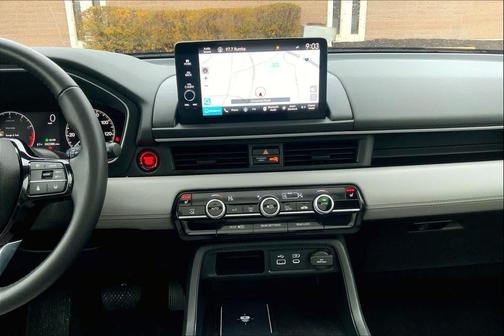 2023 Honda Pilot Touring 8-Passenger