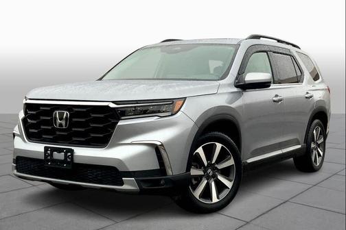 2023 Honda Pilot Touring 8-Passenger
