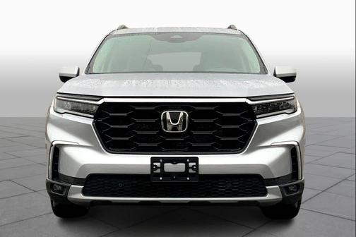 2023 Honda Pilot Touring 8-Passenger