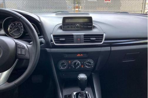 2014 Mazda Mazda3 i Touring