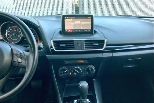 2016 Mazda Mazda3 i Sport