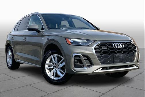 Chronos Gray Metallic 2023 Audi Q5 45 S line Premium