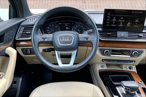 Chronos Gray Metallic 2023 Audi Q5 45 S line Premium