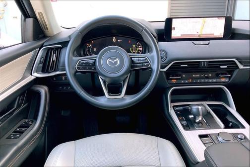 2024 Mazda CX-90 PHEV Premium