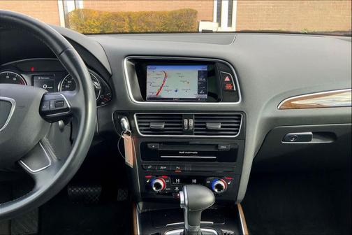 2017 Audi Q5 2.0T Premium