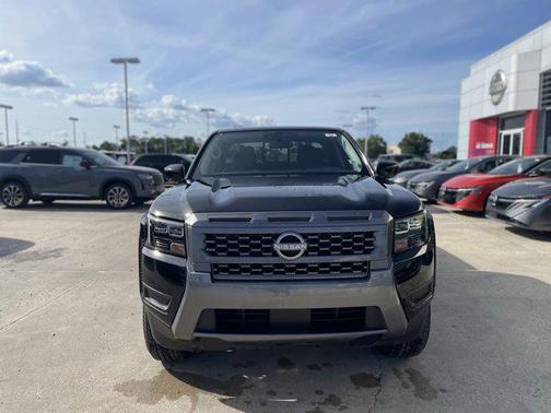 Super Black 2026 Nissan Frontier SV