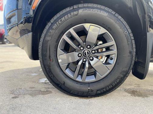 Super Black 2026 Nissan Frontier SV