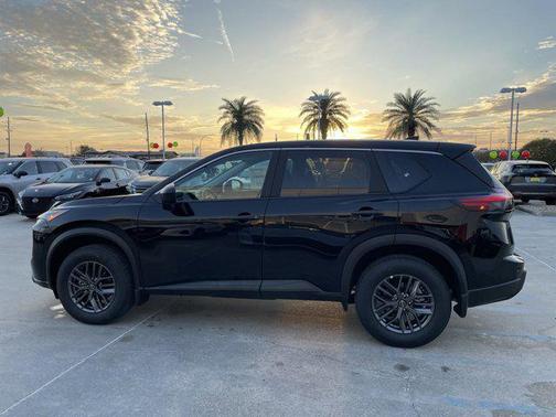 2025 Nissan Rogue S