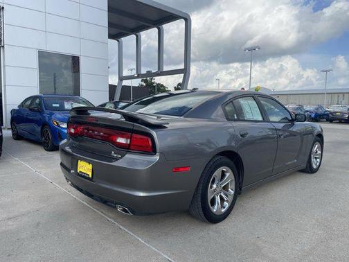 2012 Dodge Charger SXT