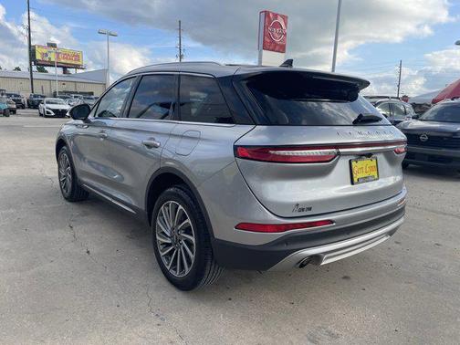Silver Radiance Metallic Clearcoat 2024 Lincoln Corsair Reserve