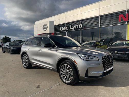 Silver Radiance Metallic Clearcoat 2024 Lincoln Corsair Reserve