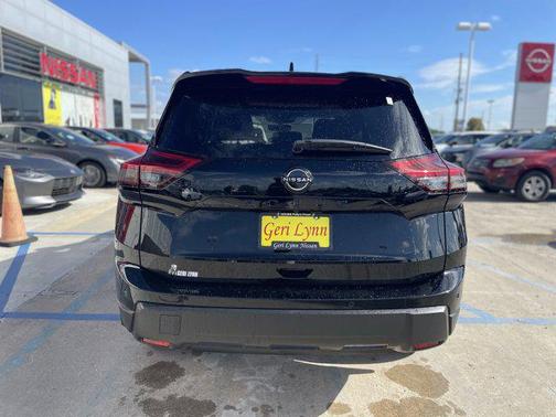 Super Black 2026 Nissan Rogue Dark Armor