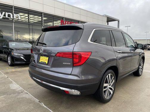 2018 Honda Pilot Touring