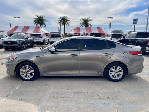 2018 Kia Optima LX