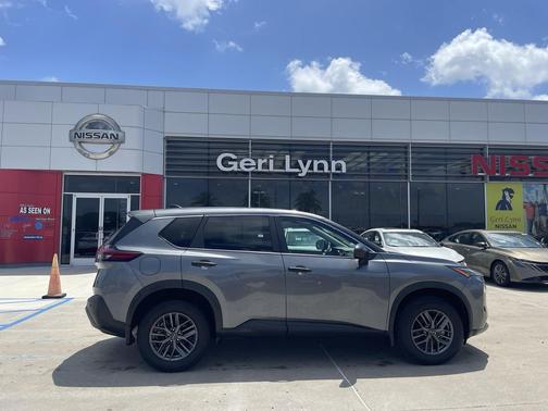 Gun Metallic 2022 Nissan Rogue S