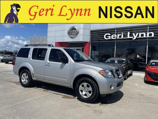 Silver Lightning 2011 Nissan Pathfinder S