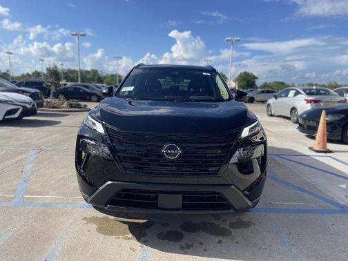 Super Black 2026 Nissan Rogue Dark Armor