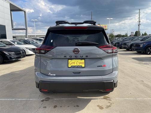 Boulder Gray Pearl 2026 Nissan Rogue Rock Creek