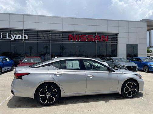 2024 Nissan Altima SR FWD