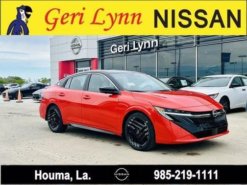 Energetic Ember/Super Black 2026 Nissan Sentra SR