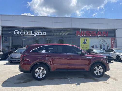 Dawning Red 2025 Kia Sorento LX
