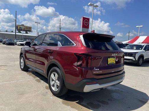 Dawning Red 2025 Kia Sorento LX