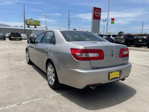 2008 Lincoln MKZ Base