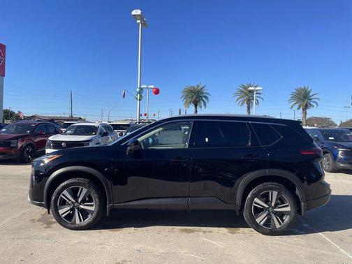 2025 Nissan Rogue SL