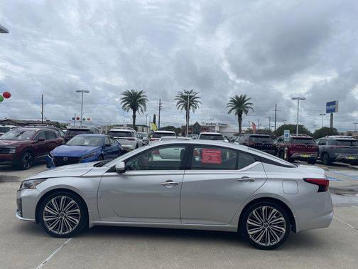 2024 Nissan Altima 2.5 SL