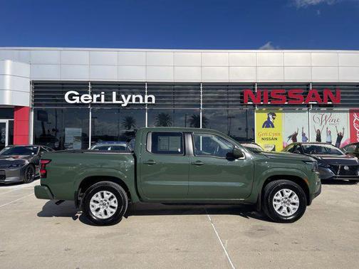 2024 Nissan Frontier SV