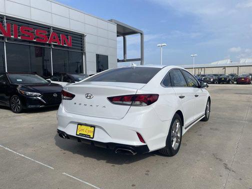 2018 Hyundai SONATA Sport
