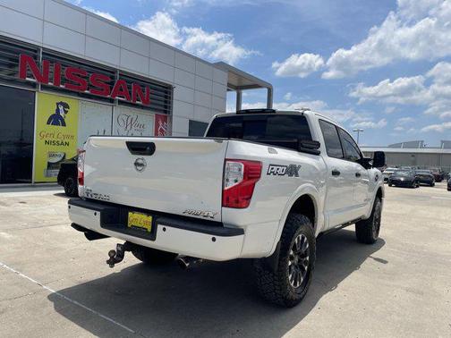 Pearl White 2017 Nissan Titan PRO-4X