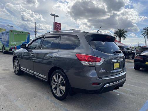 2016 Nissan Pathfinder Platinum