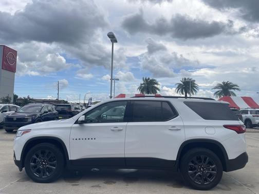 Summit White 2021 Chevrolet Traverse RS