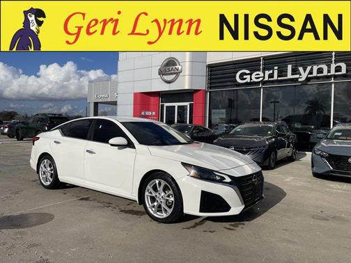 2023 Nissan Altima S FWD