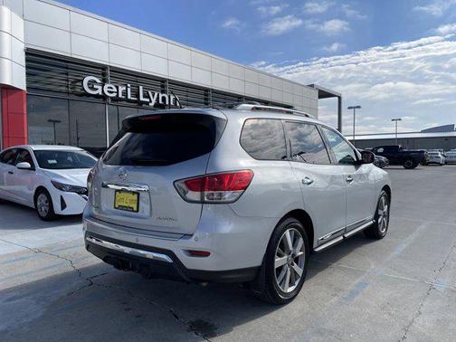 2016 Nissan Pathfinder Platinum