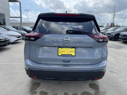 Boulder Gray Pearl 2026 Nissan Rogue SV
