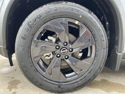 Boulder Gray Pearl 2026 Nissan Rogue SV