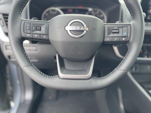 Boulder Gray Pearl 2026 Nissan Rogue SV