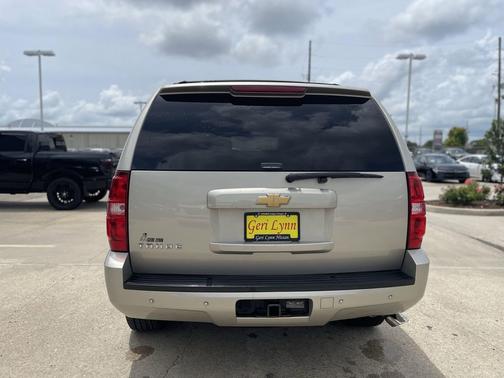 Champagne Silver Metallic 2013 Chevrolet Tahoe LT
