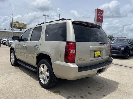 Champagne Silver Metallic 2013 Chevrolet Tahoe LT