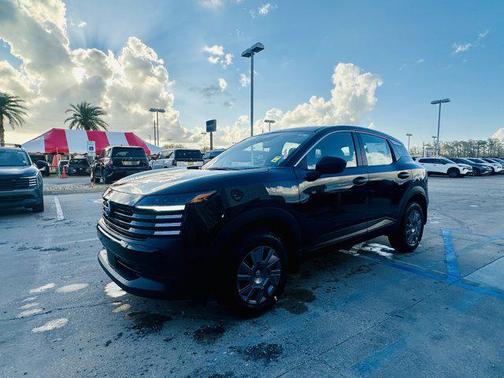 Super Black 2026 Nissan Kicks S