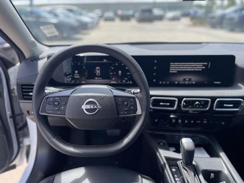 Aspen White Tricoat 2026 Nissan Sentra SR