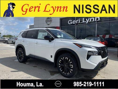 Everest White Pearl Tricoat 2026 Nissan Rogue Dark Armor