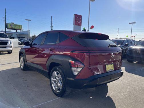 2024 Hyundai KONA SE