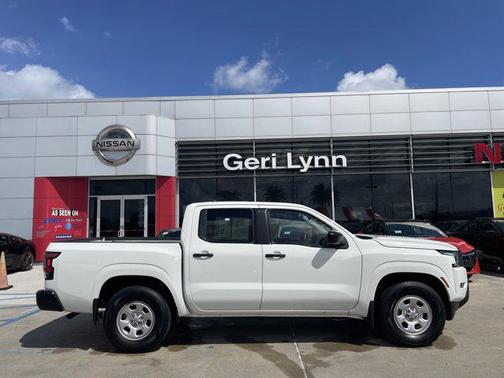 2022 Nissan Frontier S