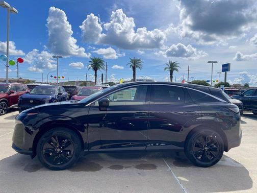 2025 Nissan Murano SV