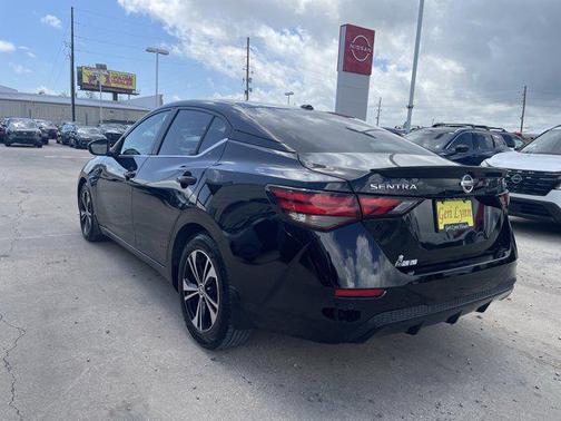 Super Black 2022 Nissan Sentra SV